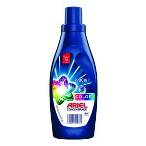 Detergente ariel liquido revitacolor concentrado 800 ml.